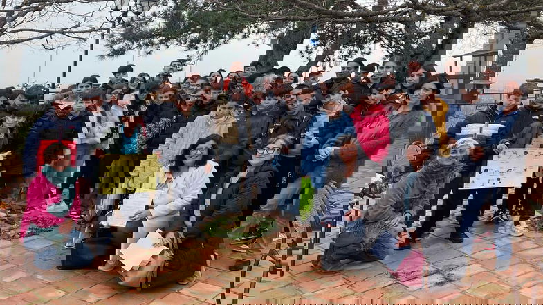 «Meno schermi, più natura». Successo per la passeggiata sensoriale dei ragazzi della secondaria di primo grado di Altomonte 