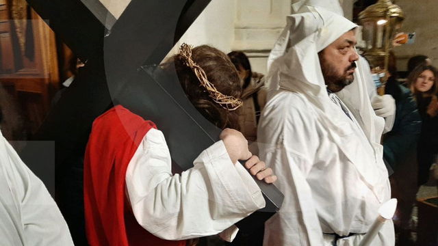 Il centro storico di Corigliano pronto ad entrare nei Riti della Settimana Santa