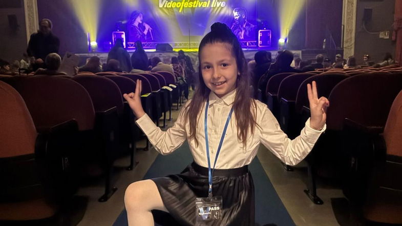 La cassanese Caterina Cavallo trionfa al VideoFestivalLive a Bellaria Igea Marina