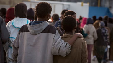 Centri d'accoglienza in Calabria, la gestione «irrazionale colpisce anche i minori soli»