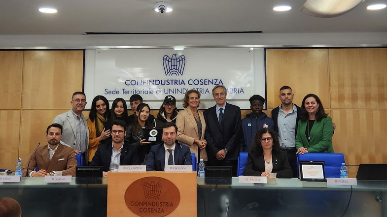 Il Polo Arberesh di Lungo vince l'edizione per la Calabria del concorso 'latuaidedimpresa'
