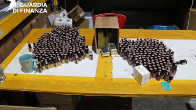 Cosmetici killer, maxi sequestro della GdF nell'Alto Jonio cosentino | VIDEO
