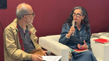 La poetessa rossanese Rossella Scaramuzza conquista il Salone Internazionale del Libro di Torino con 