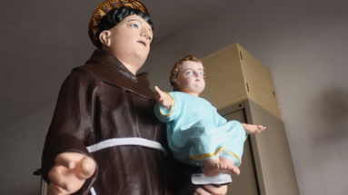 Una mostra fotografica dedicata al restauro della statua lignea di Sant'Antonio