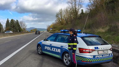 Controlli sulla Movida jonica: guida in stato di ebbrezza e coltelli nascosti