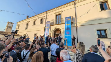 Tra vigne e mare: a Cirò si chiude Merano Wine Festival-Essenza del Sud