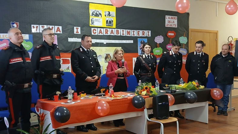 Incontri formativi sulla legalità: l'Ic di Mandatoriccio incontra i Carabinieri