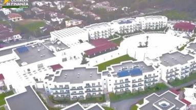 Villapiana, nessuno stop alle attività per il resort sotto sequestro 