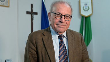 Sfiduciato il sindaco di Mandatoriccio: in sette si ribellano contro Grispino