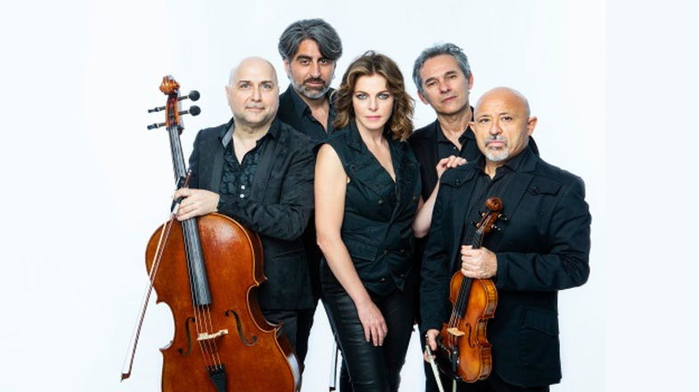 Claudia Gerini ad Altomonte per “Radio Eventi Generazioni”