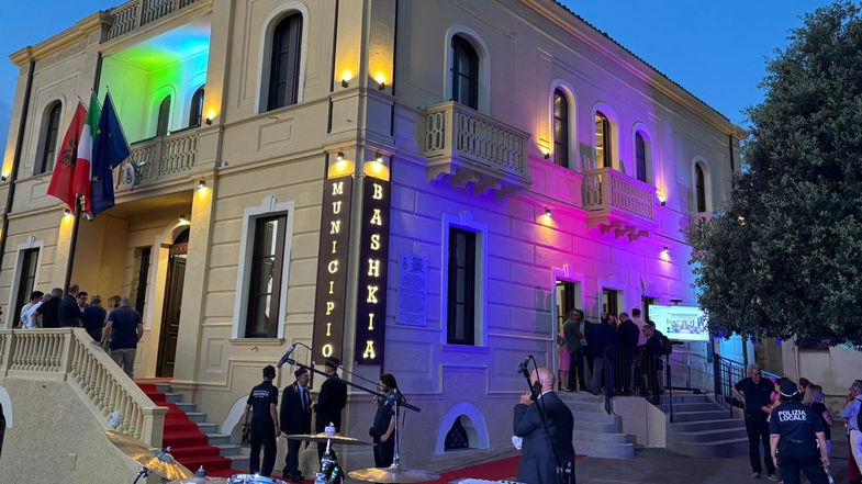 Inaugurata la nuova casa comunale di San Demetrio Corone