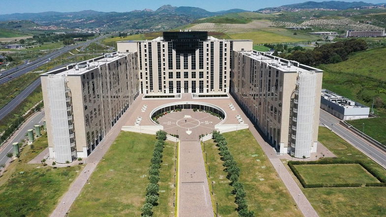 Blitz in Regione: perquisizioni nel Dipartimento Sanità