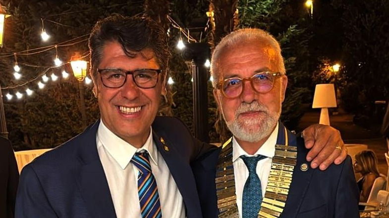 Passaggio di consegne alla guida del Rotary Club