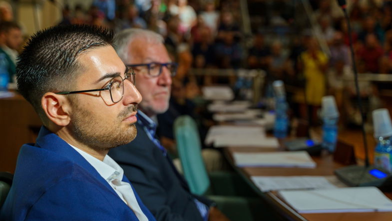 Nuovi investimenti nelle contrade: sport e scuole al centro dei progetti