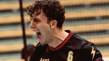 VOLLEY - Francesco Saragò è il nuovo centrale rossoblù, pronto a dare battaglia in campo