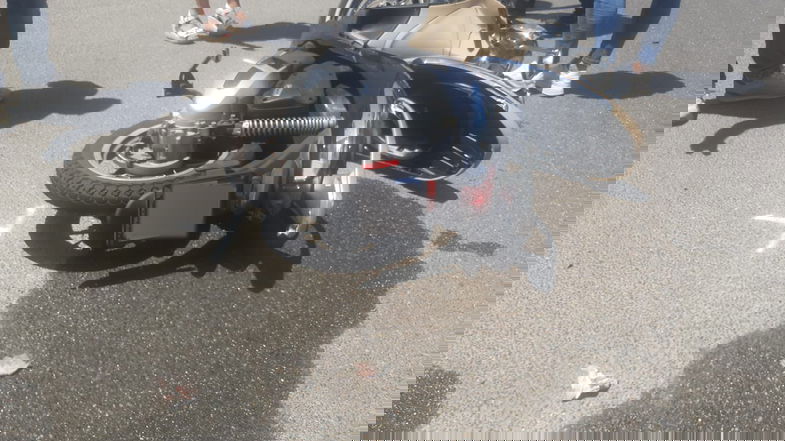 Incidente nello scalo di Corigliano. Ferito un motociclista