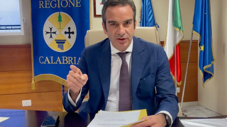 Occhiuto si dimette e si ricandida: «Non mi farò fermare, decideranno i calabresi»
