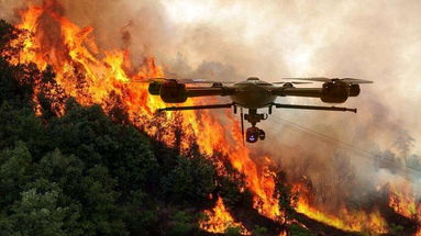Il gruppo del Pd: «Calabria in fiamme, droni mai visti e Occhiuto scappa»
