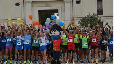 Cadono i record alla Co.Ro. Half Marathon: trionfano Luca Ursano e Simona Belvedere